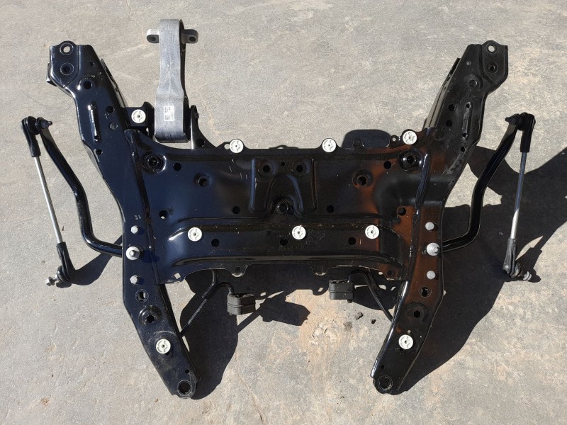 Recambio de puente delantero para bmw 1 (f40) 118 i referencia OEM IAM 31116872729  