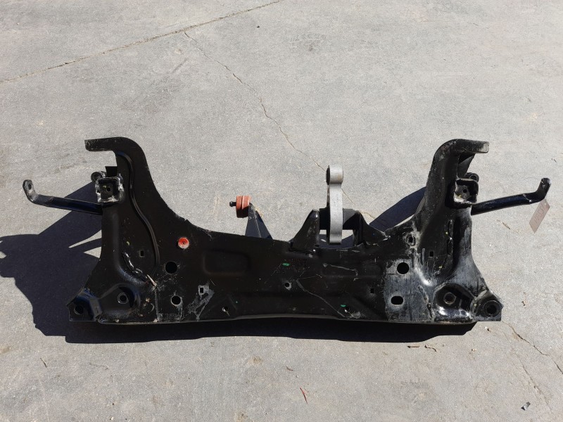Recambio de puente delantero para ford ecosport 1.0 ecoboost referencia OEM IAM GN155019D4A  