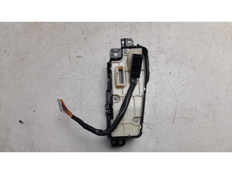 Recambio de mando limpia para renault captur ii (hf_) tce 160 (hfn1) referencia OEM IAM 8401042120  