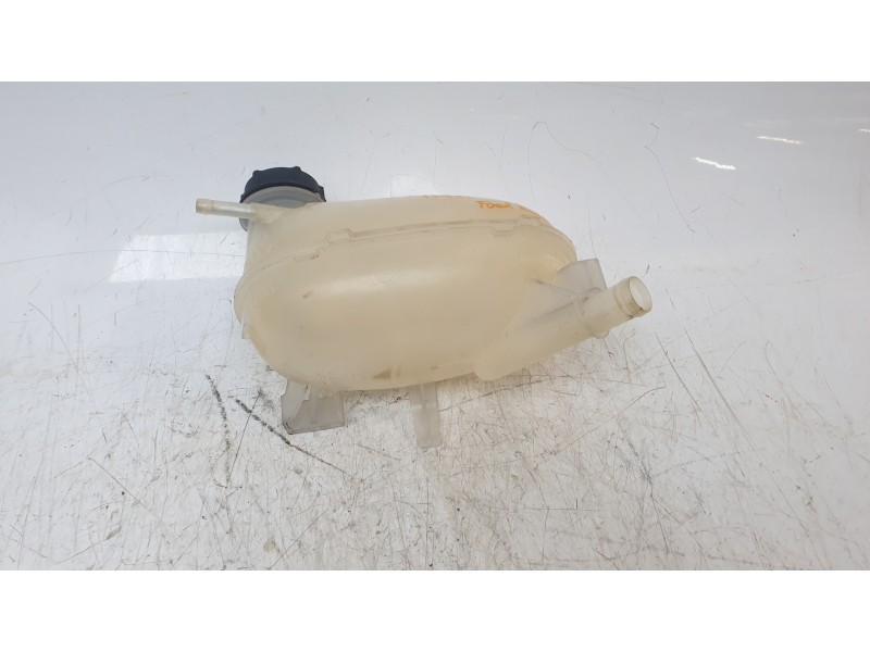 Recambio de deposito expansion para ford kuga st-line referencia OEM IAM GV618A080BC  