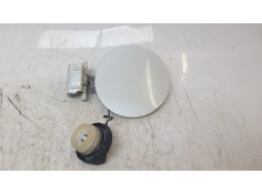 Recambio de tapa exterior combustible para toyota yaris hybrid active referencia OEM IAM 773500D080  