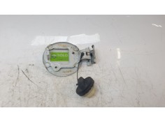 Recambio de tapa exterior combustible para toyota yaris hybrid active referencia OEM IAM 773500D080   2