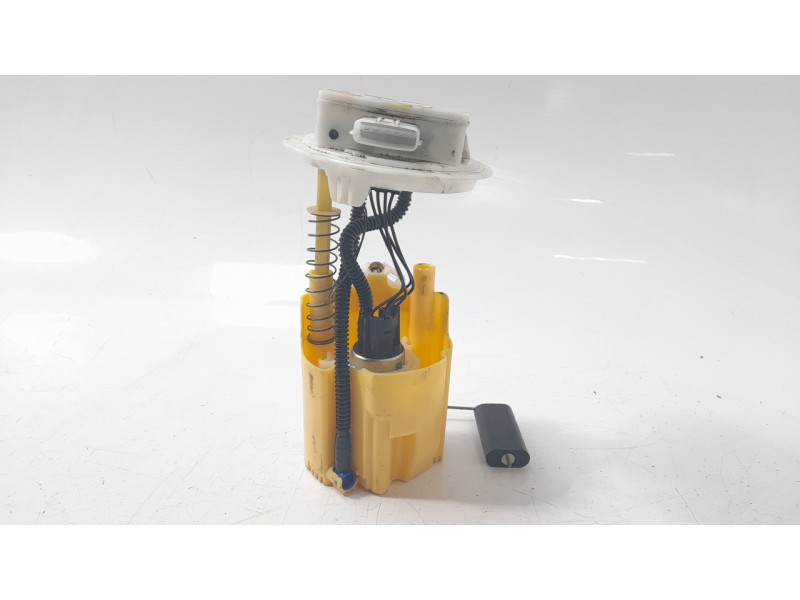 Recambio de bomba combustible para renault express furgoneta/monovolumen 1.5 blue dci 75 (f6aa) referencia OEM IAM 172023807R  