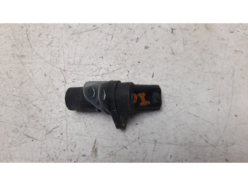 Recambio de sensor abs para piaggio (vespa) mp3 400 hpe referencia OEM IAM 2D000066 02612101151 