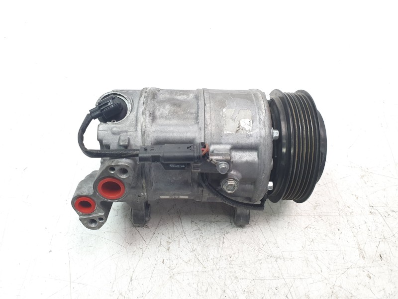 Recambio de compresor aire acondicionado para bmw serie x1 (f48) sdrive18d referencia OEM IAM 64525A5C710  