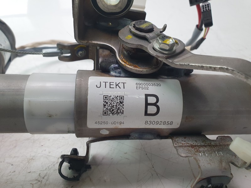 Recambio de columna direccion para toyota yaris hybrid active referencia OEM IAM 4520A0D194  
