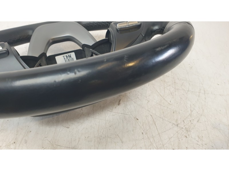 Recambio de volante para hyundai kona pure referencia OEM IAM 56100J9HH0TRY  