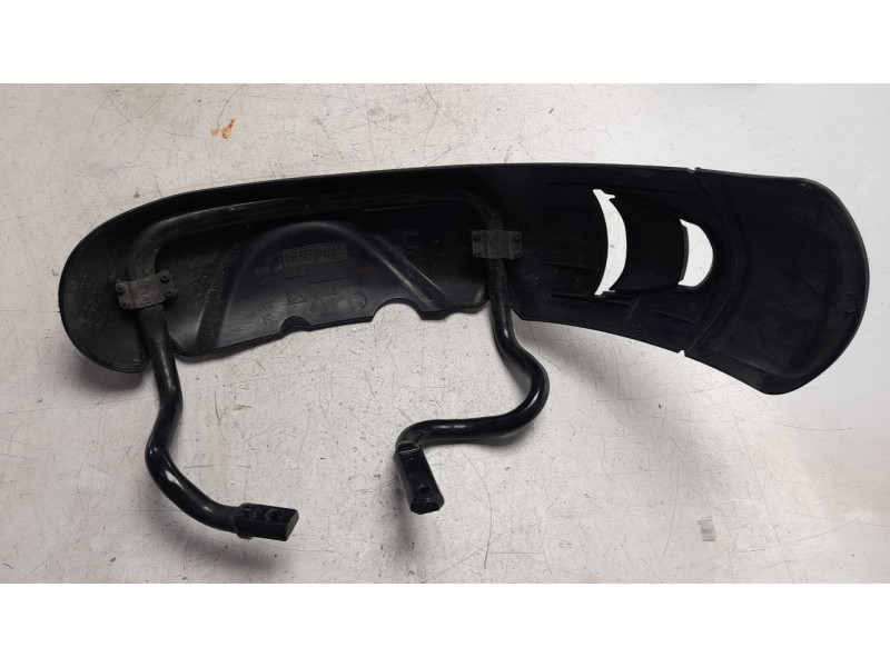 Recambio de guardabarros delantero para piaggio (vespa) mp3 400 hpe referencia OEM IAM 1C000994  