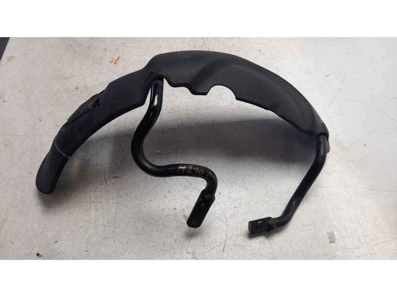 Recambio de guardabarros delantero para piaggio (vespa) mp3 400 hpe referencia OEM IAM 1C000994  