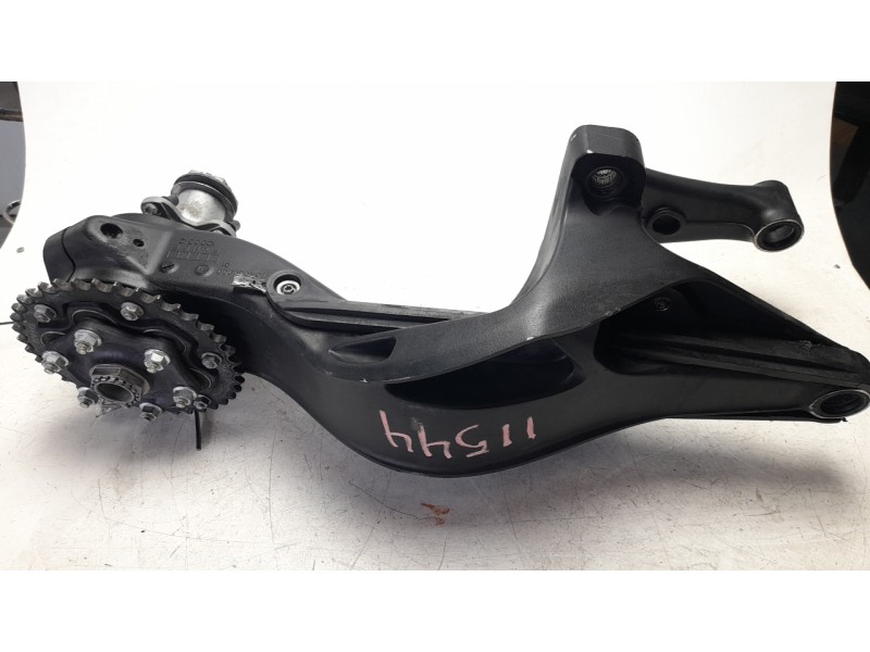 Recambio de basculante para ktm 1290 super duke r referencia OEM IAM 6170403004433  