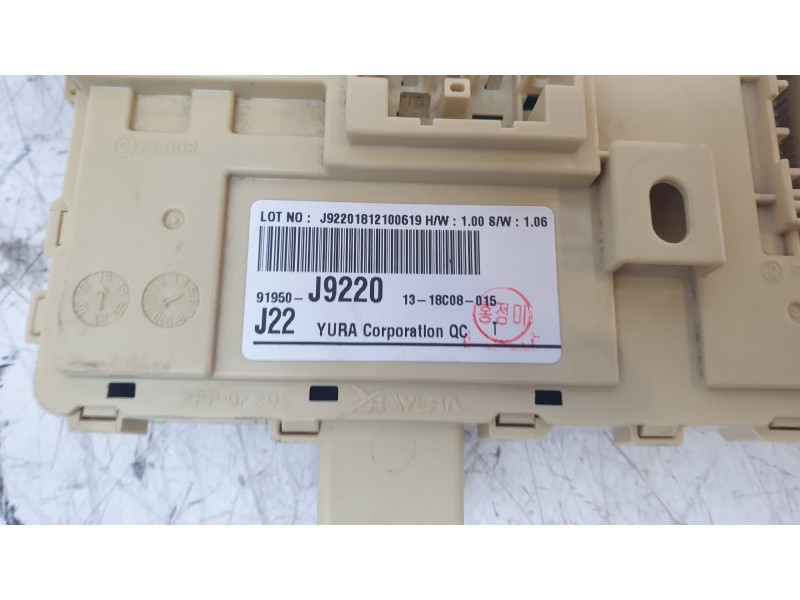 Recambio de caja reles / fusibles para hyundai kona pure referencia OEM IAM 91950J9220  