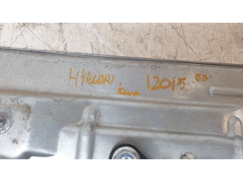 Recambio de elevalunas delantero derecho para hyundai kona pure referencia OEM IAM 82402J9000  