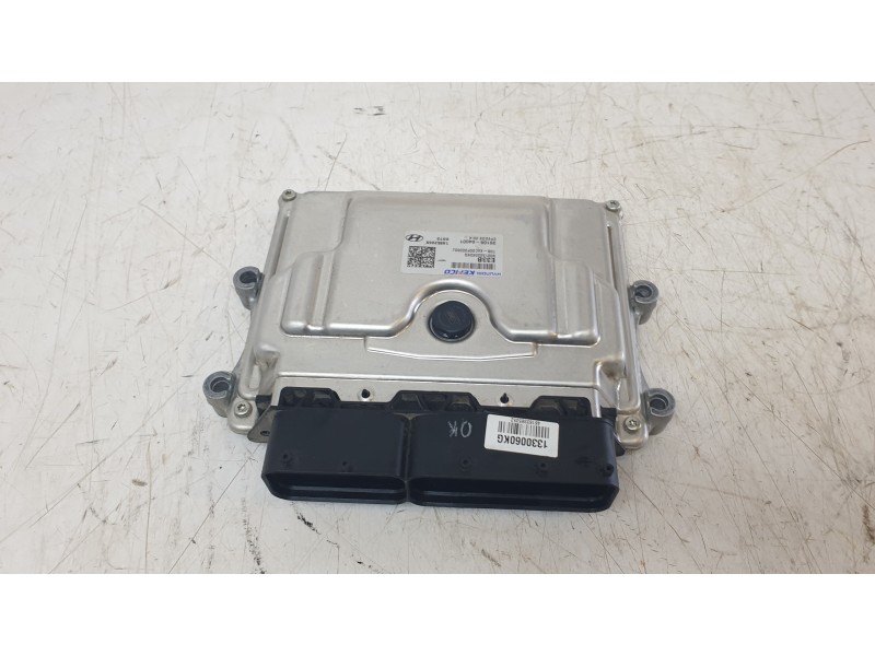 Recambio de centralita motor uce para hyundai kona pure referencia OEM IAM 3910804001  