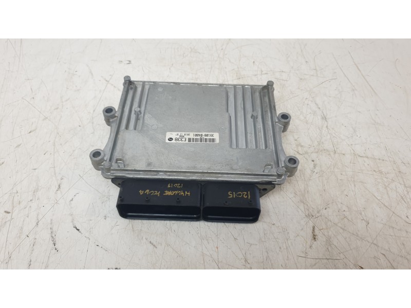 Recambio de centralita motor uce para hyundai kona pure referencia OEM IAM 3910804001  