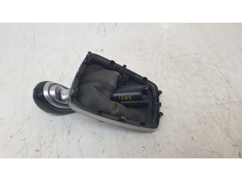 Recambio de pomo palanca cambio para hyundai kona pure referencia OEM IAM 84654J9MA0  