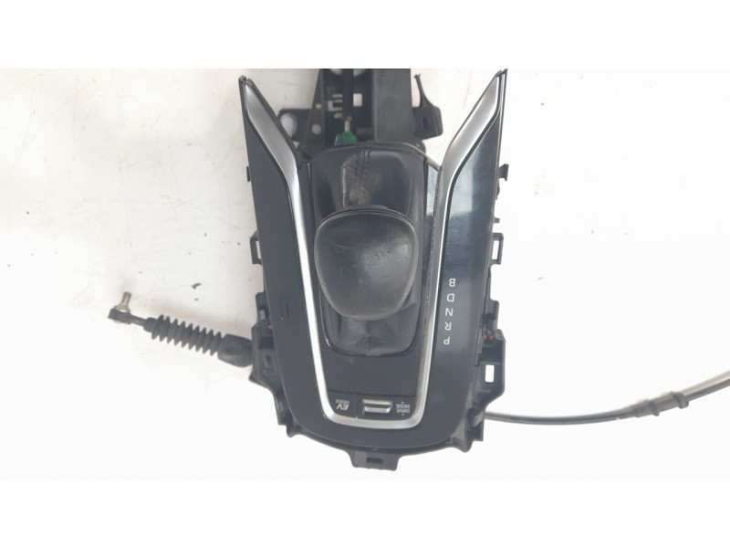 Recambio de palanca cambio para toyota corolla (e21) hybrid active referencia OEM IAM 33560F4050  