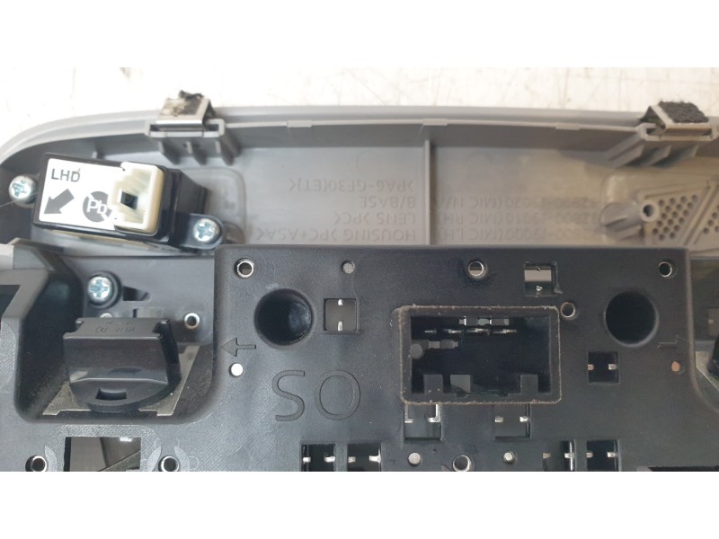 Recambio de luz interior para hyundai kona pure referencia OEM IAM 92800J9000  