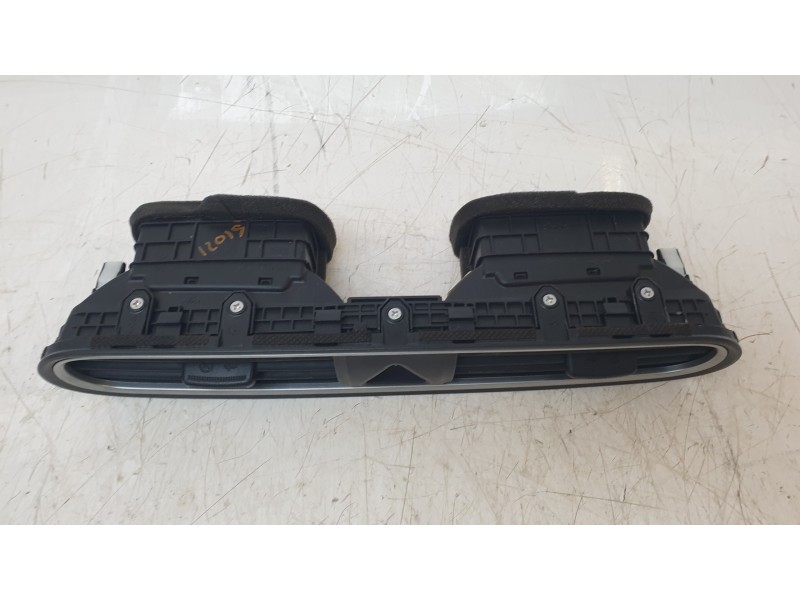 Recambio de aireador central para hyundai kona pure referencia OEM IAM 97410J9000  