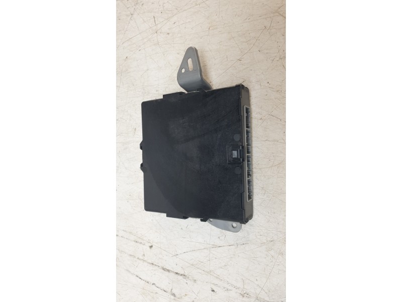 Recambio de modulo electronico para toyota yaris hybrid active referencia OEM IAM 899810D161 MB2850005480 