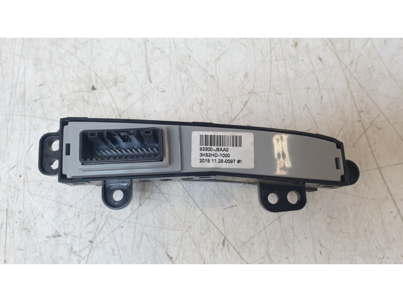 Recambio de tapa maletero para hyundai kona pure referencia OEM IAM 93300J9AA0 3K52HD1000 