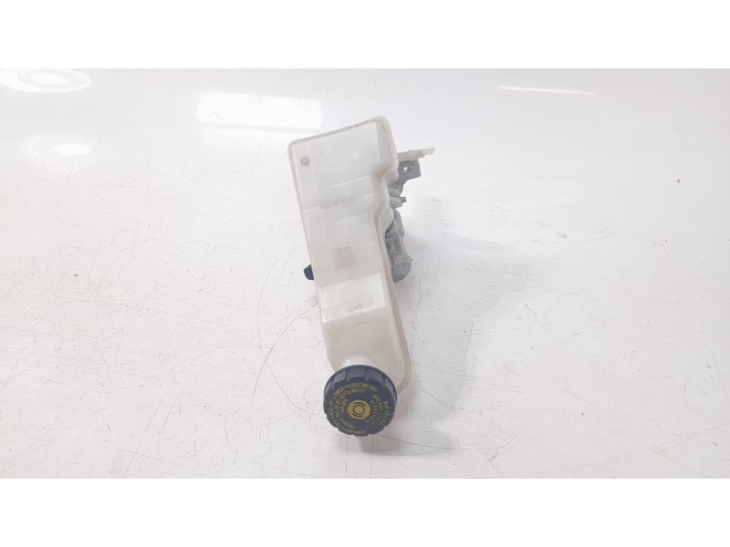 Recambio de bomba freno para mercedes-benz clase gla (w156) gla 200 cdi (156.908) referencia OEM IAM 2464300301  