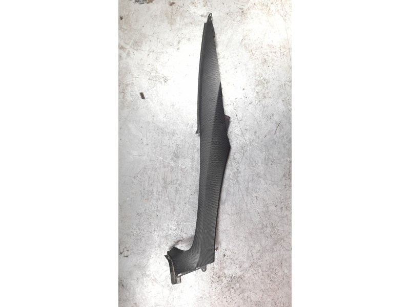 Recambio de moldura para piaggio (vespa) mp3 400 hpe referencia OEM IAM 1B005500  