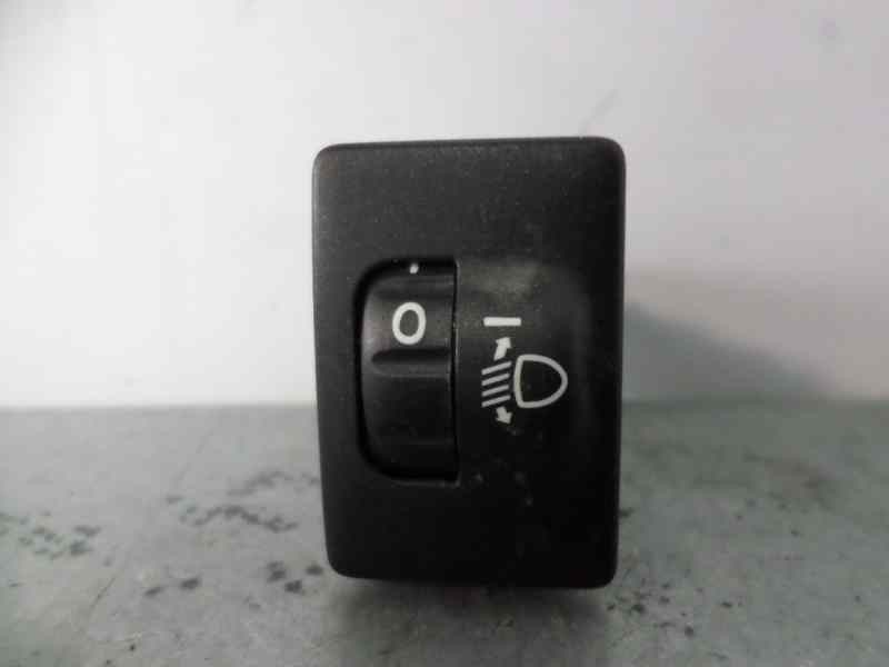 Recambio de interruptor para toyota avensis (t27) 2.0 d-4d cat referencia OEM IAM 8415202040  