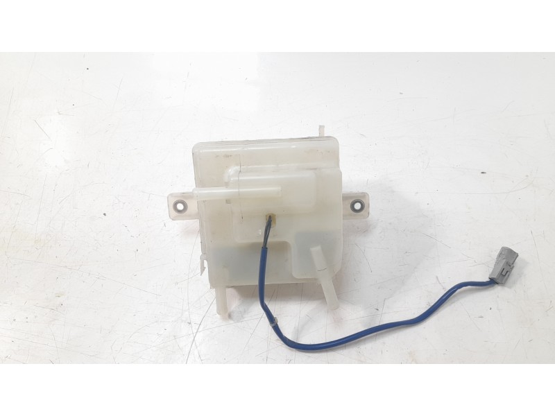 Recambio de deposito servo para toyota auris (_e18_) 1.8 hybrid (zwe186_) referencia OEM IAM 4722012300  