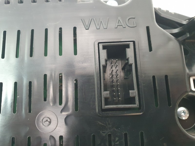 Recambio de cuadro instrumentos para volkswagen t-cross (c11, d31) 1.0 tsi referencia OEM IAM 2G0920320B  