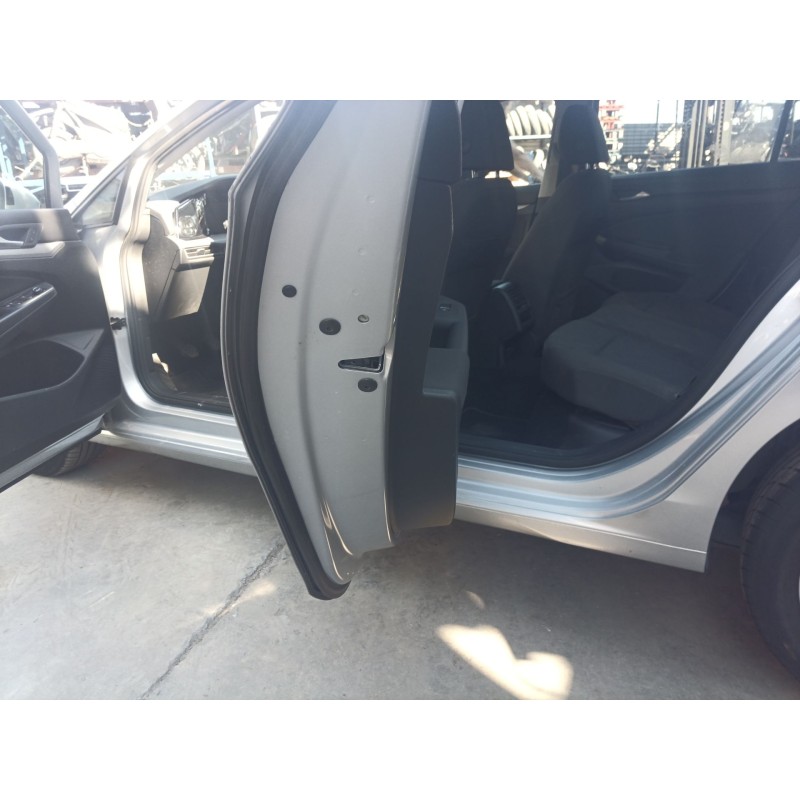 Recambio de cerradura puerta trasera izquierda para volkswagen golf viii variant (cg5, db5) 2.0 tdi referencia OEM IAM   