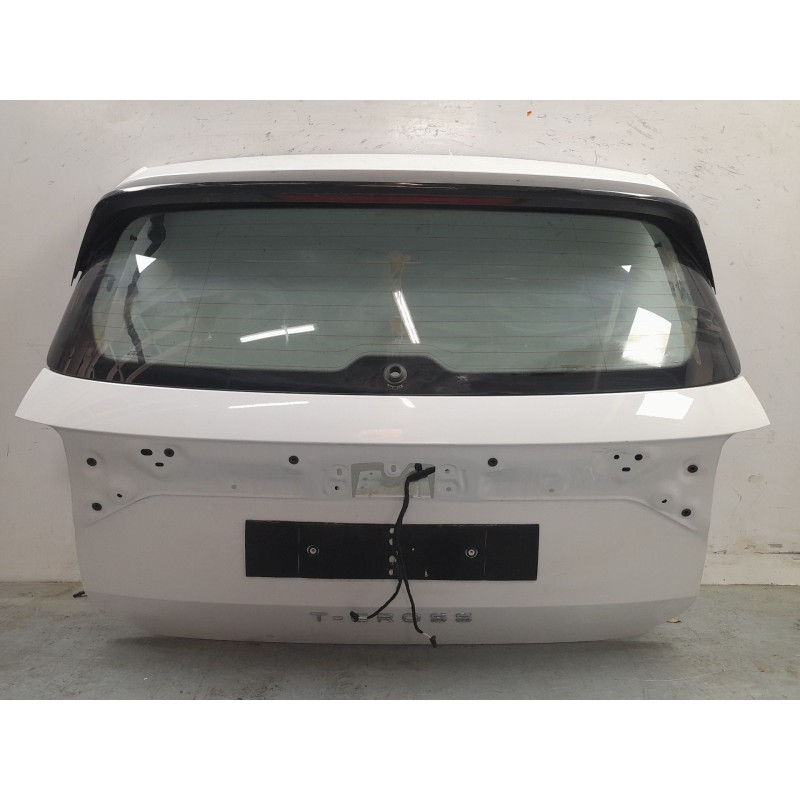 Recambio de porton trasero para volkswagen t-cross (c11, d31) 1.0 tsi referencia OEM IAM 2GM827025D  