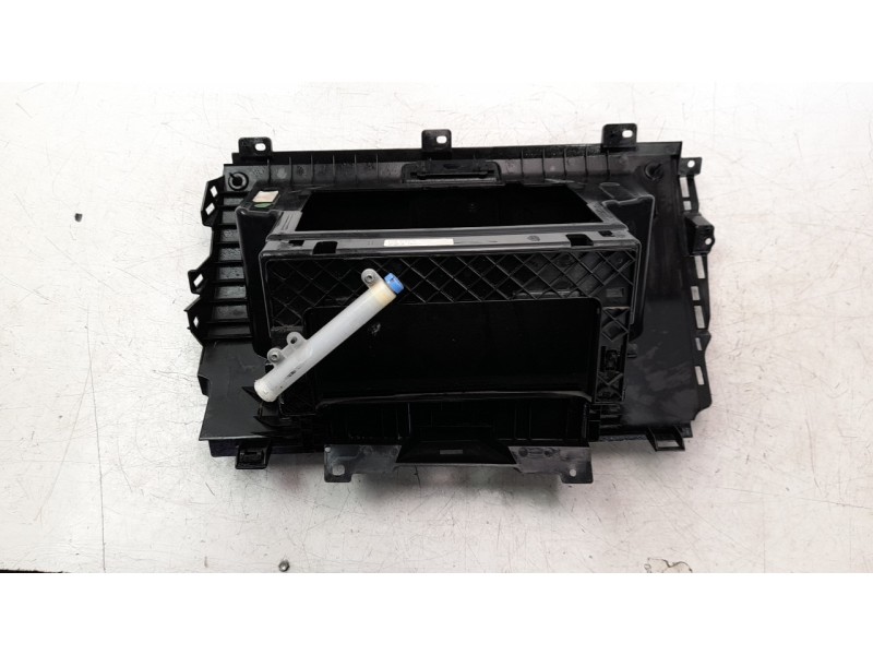 Recambio de guantera para land rover evoque 2.0 turbo cat referencia OEM IAM LR084340  