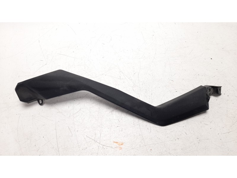 Recambio de moldura para honda crf crf 1100 l africa twin dct referencia OEM IAM 64761MKSE0  