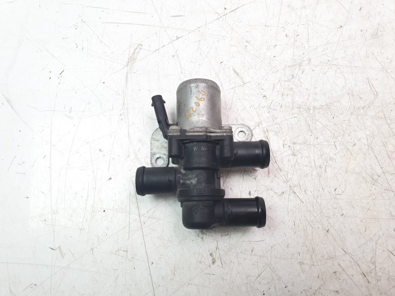 Recambio de bomba agua para volkswagen golf vii lim. gte referencia OEM IAM 5Q0906457C  