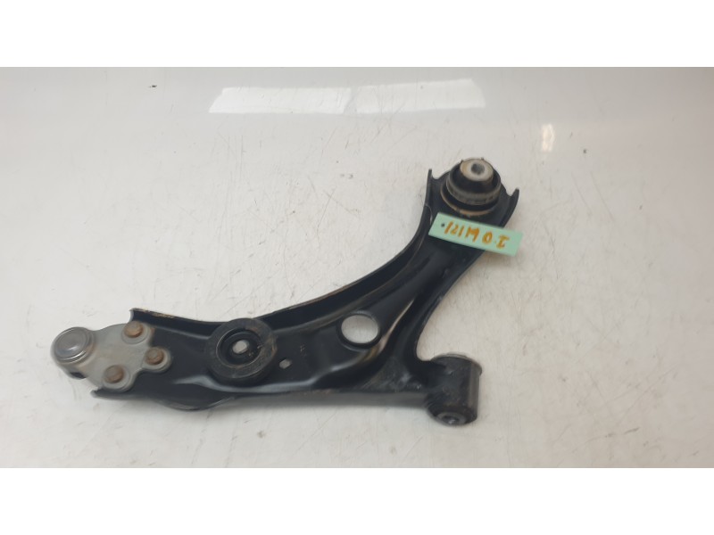 Recambio de brazo suspension inferior delantero izquierdo para ford focus iv (hn) 1.0 ecoboost mhev referencia OEM IAM 2216267  