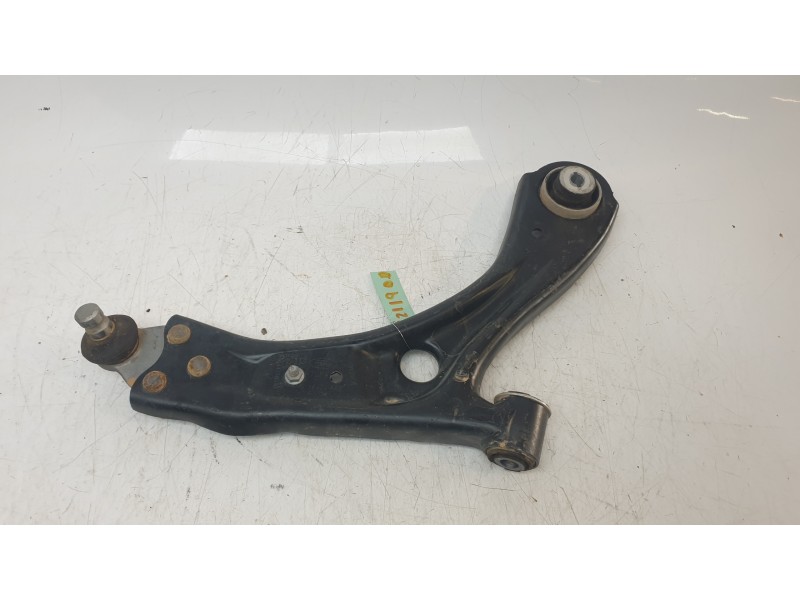 Recambio de brazo suspension inferior delantero derecho para ford focus iv (hn) 1.0 ecoboost mhev referencia OEM IAM 2216265  