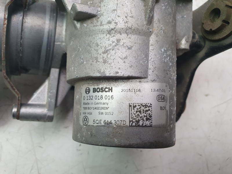 Recambio de bomba freno para volkswagen golf vii lim. gte referencia OEM IAM 5QE614307D  