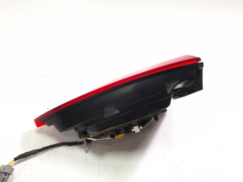 Recambio de piloto trasero izquierdo interior para maserati levante suv (m161) 3.0 d q4 referencia OEM IAM 670106835  