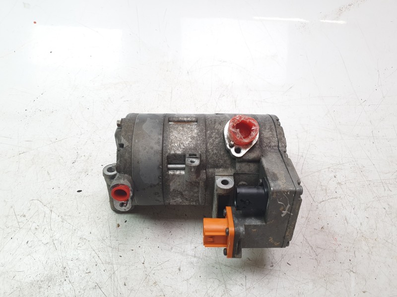 Recambio de compresor aire acondicionado para volkswagen golf vii lim. gte referencia OEM IAM 12E820803E  