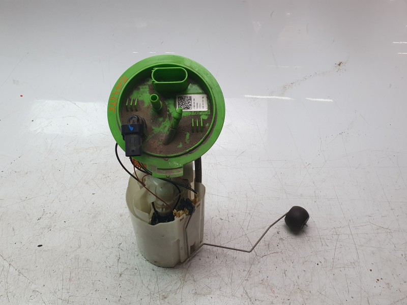 Recambio de bomba combustible para volkswagen golf vii lim. gte referencia OEM IAM 5Q0919051BE  