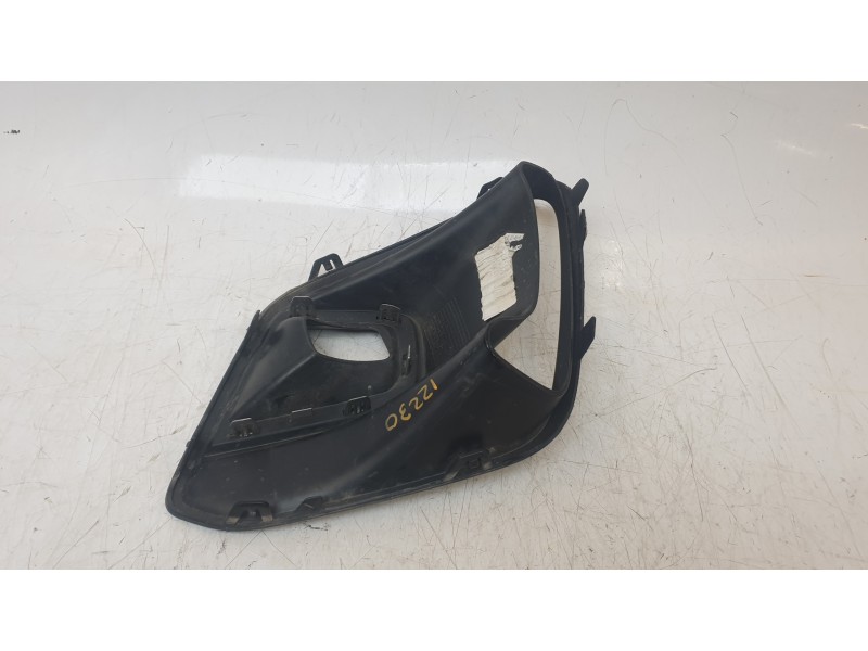 Recambio de rejilla paragolpes izquierda para renault kangoo iii furgoneta/monovolumen e-tech electric referencia OEM IAM K3242 