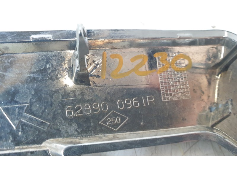 Recambio de emblema para renault kangoo iii furgoneta/monovolumen e-tech electric referencia OEM IAM 628906352R  