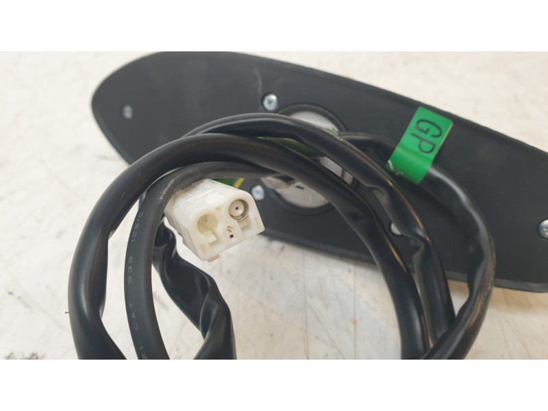 Recambio de antena para toyota auris (_e18_) 1.8 hybrid (zwe186_) referencia OEM IAM 8630002500A0  