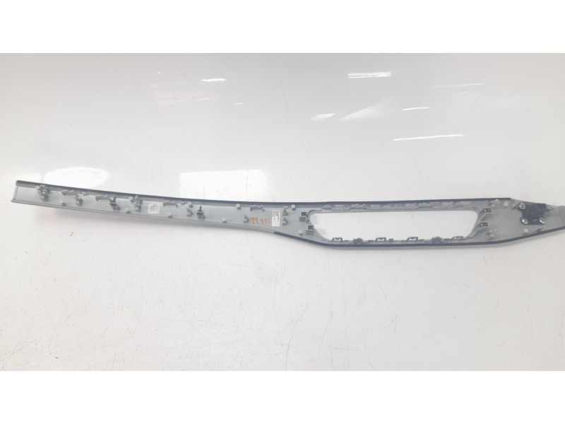 Recambio de moldura para audi a4 b9 (8w2, 8wc) 2.0 tdi referencia OEM IAM 8W1853190  