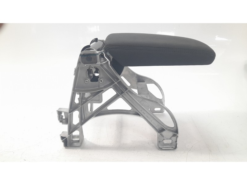 Recambio de apoyabrazos central para audi a4 b9 (8w2, 8wc) 2.0 tdi referencia OEM IAM 8W0864207E  
