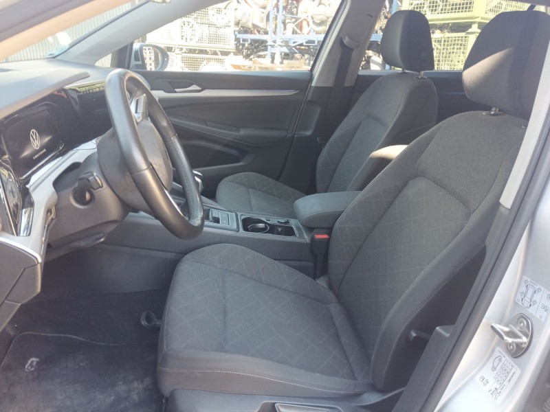 volkswagen golf viii variant (cg5, db5) del año 2022