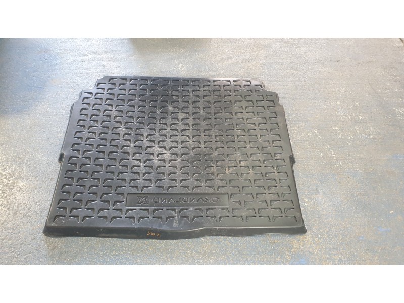 Recambio de bandeja trasera para opel grandland x 120 aniversario referencia OEM IAM 95599864  