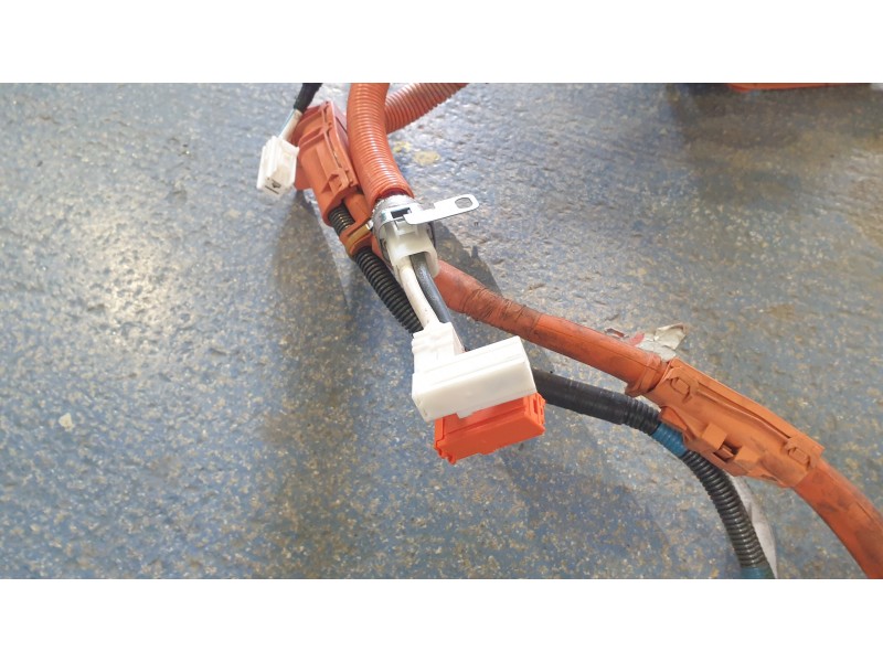 Recambio de cableado electrico para toyota auris (_e18_) 1.8 hybrid (zwe186_) referencia OEM IAM 8216402030G  