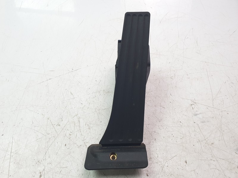 Recambio de potenciometro pedal para bmw 1 (f40) 118 i referencia OEM IAM 21490710  