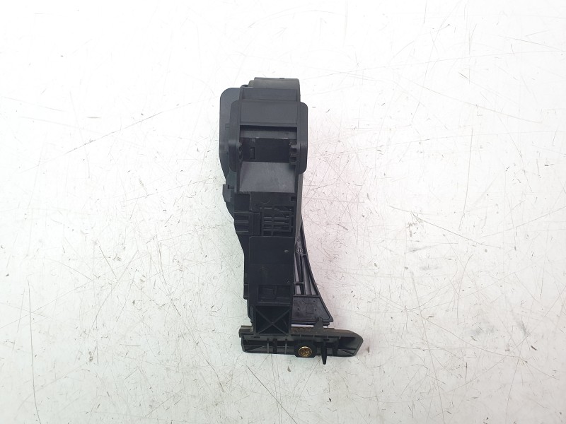 Recambio de potenciometro pedal para bmw 1 (f40) 118 i referencia OEM IAM 21490710  